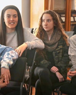 Cibermentores: adolescentes se suman a la lucha contra el ciberacoso